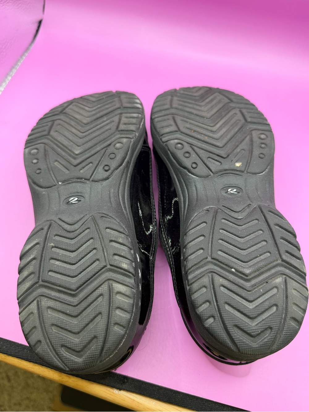 Easy Spirit Slip-on Sneaker size 8 - Picture 6 of 6